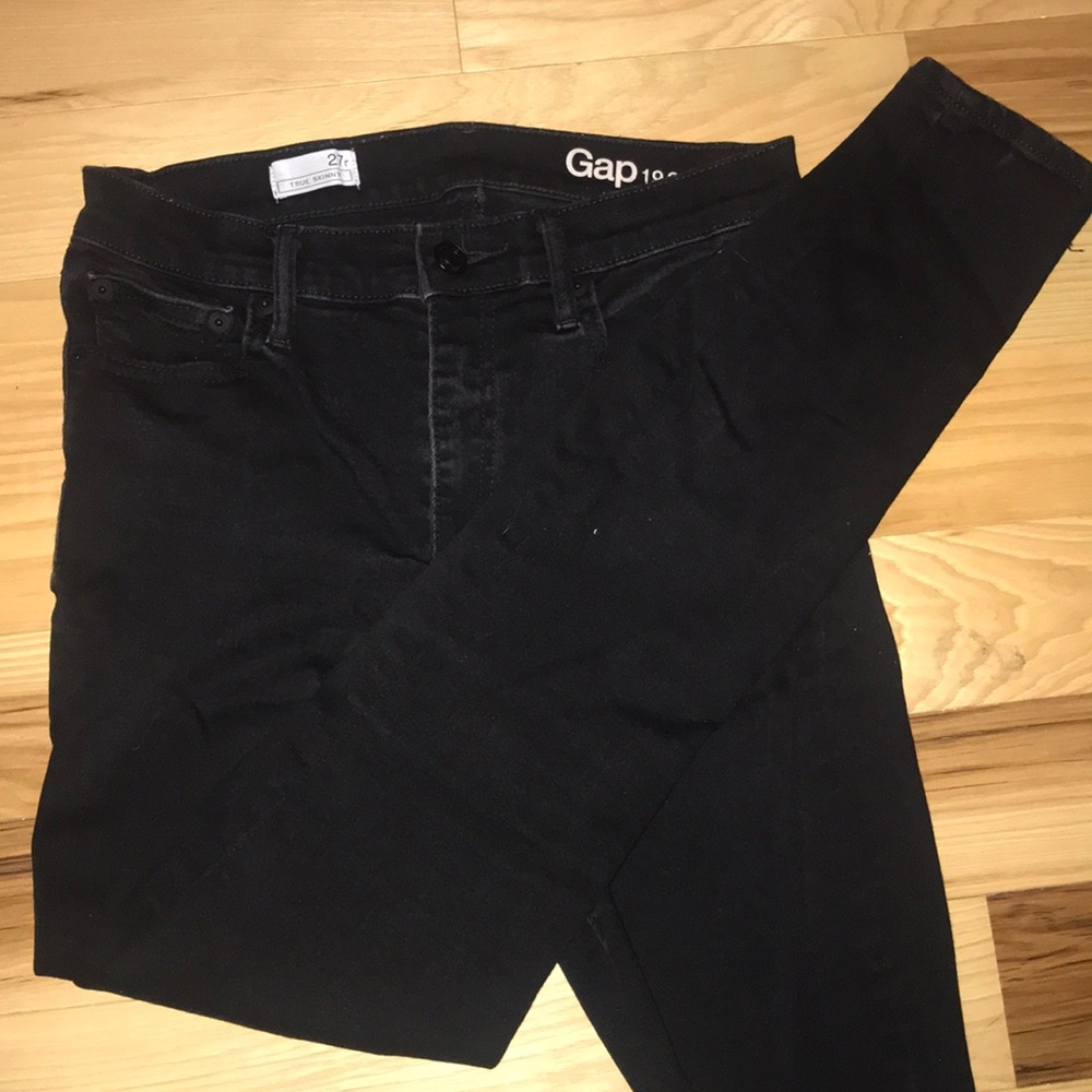 GAP true skinny size 27r black denim